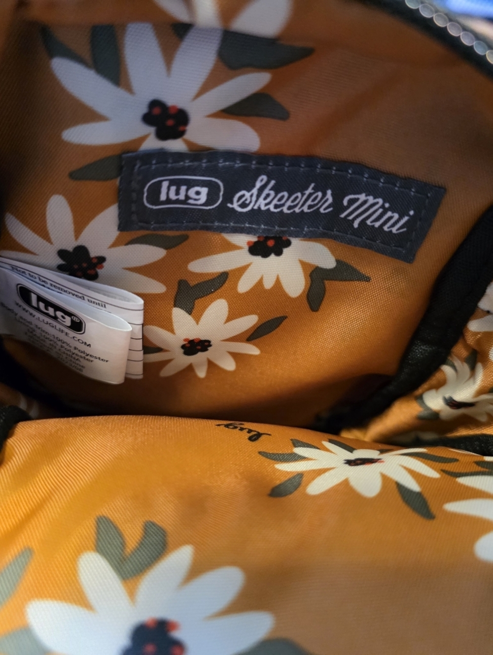 Lug Mini Skeeter Convertible Crossbody Bag in Mixed Flowers - Picture 4 of 5
